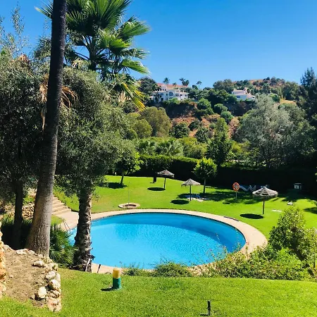 Garden Golf View *