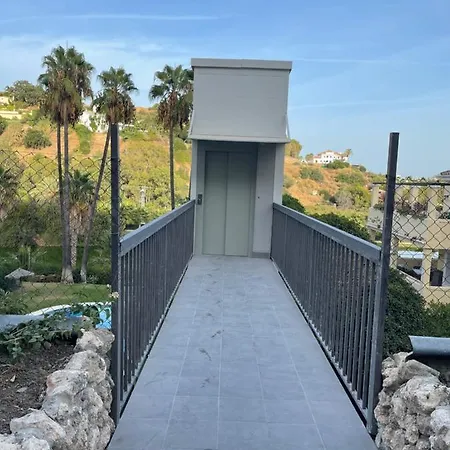 Garden Golf View Apartment *